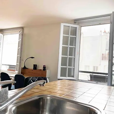 Διαμέρισμα Cozy Flat, Sentier, 2 Guests *