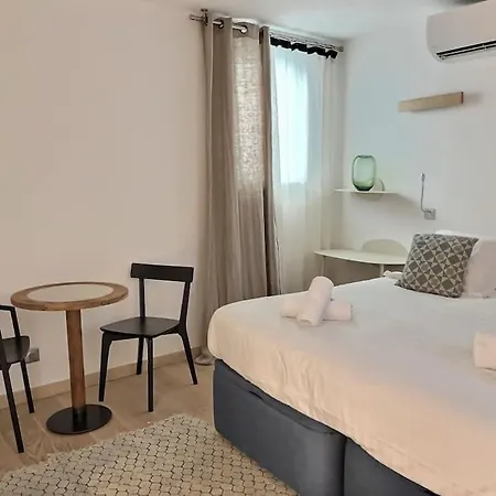 S18923 2 Personnes A Apartmán *