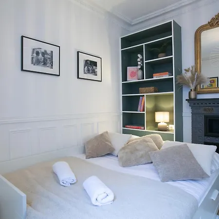 Lovely Near By Eiffel Tower - V90 شقة باريس