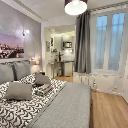 Apartment Paris Studios