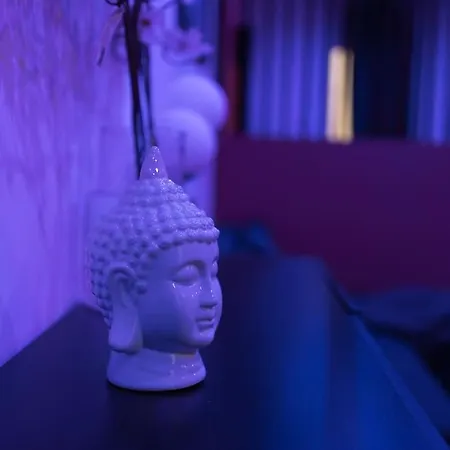 公寓 . *