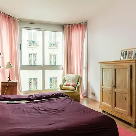 Apartment Charmant 3p. Calme, Spacieux Et Lumineux. 90 M2