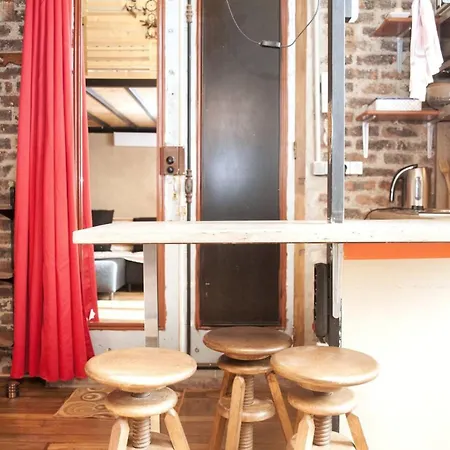 Cosy Quiet And Well Appointed Studio パリ