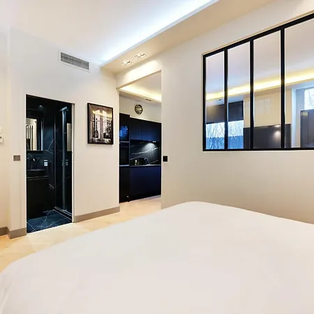 شقة Chic - 1br 4p - Tour Eiffel Invalides *