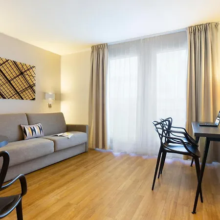 Citadines Tour Eiffel Apart-hotel 4*