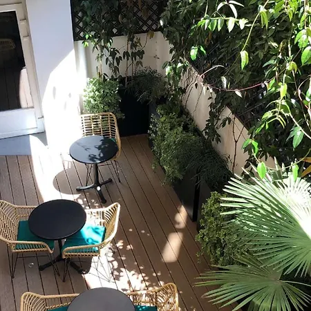 Hotel Apolonia Montmartre; Sure Collection By Best Western 3*