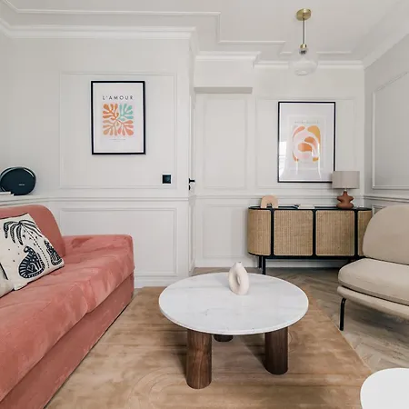 Poetic - Louvre Apartamento