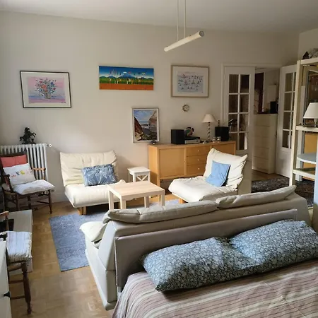 60 M Near Beaugrenelle * Parigi