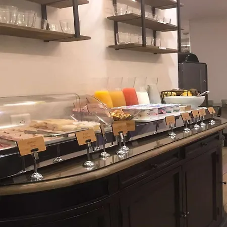 Apolonia Montmartre; Sure Collection By Best Western Hotel 3*