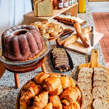 Le Grand Quartier 4* Париж