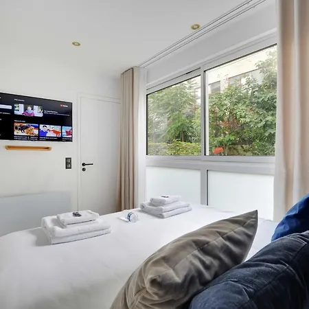 Incroyable - 3br-8p - Pl De La Nation Apartmán *