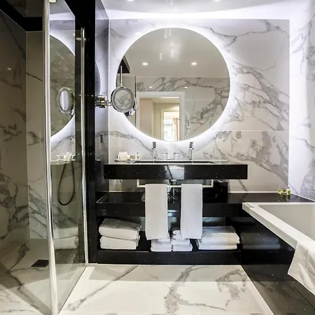 Fraser Le Claridge Champs-elysees