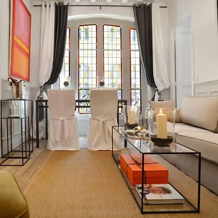 Eiffel Appartement *