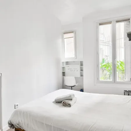 Flat 2min From Porte De Vanves Metro Station *