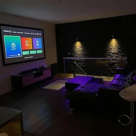 Διαμέρισμα Super Souplex Cinema 4k 15 *