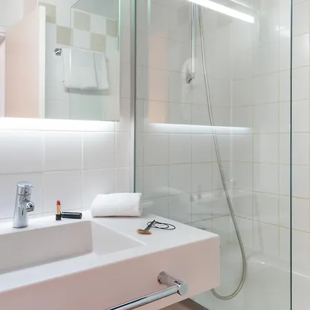 Hotel Ibis Styles Gare De L'est Chateau Landon Parijs