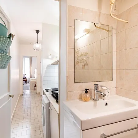 Apartment Guestready - Modern Comfort Near Montmartre Paris