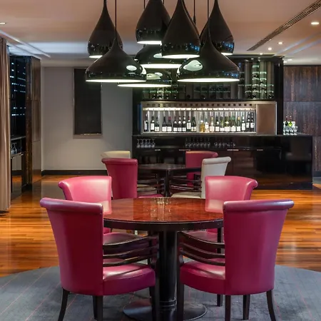 Le Meridien Etoile 4* Párizs