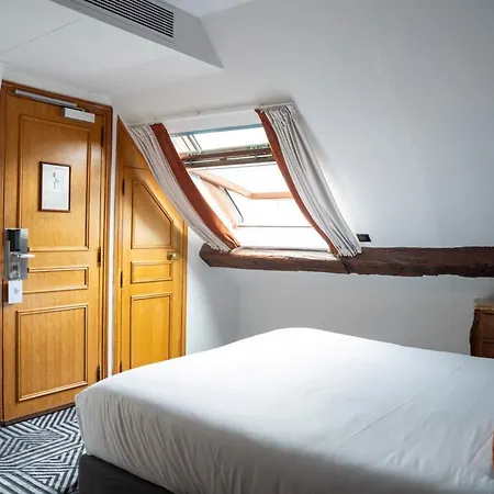 Hotel De Fleurie Paris