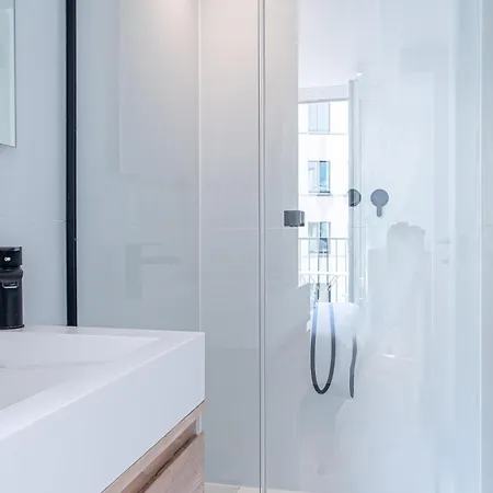 Lavie Maison : A C & Eiffel Tower View Apartamento *