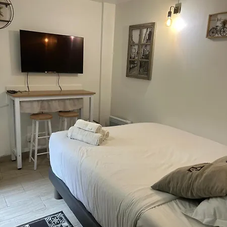 Joli Rue De Nazareth Apartamento