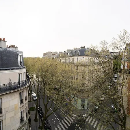 Near Buttes Chaumont Apartamento Paris