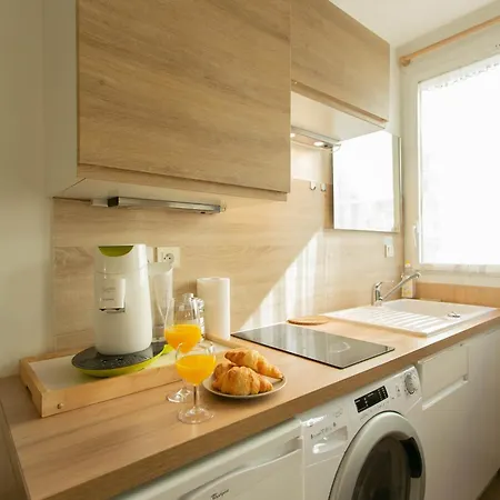 Champs Elysees & Arc De Triomphe - Cityapartmentstay Appartamento Parigi