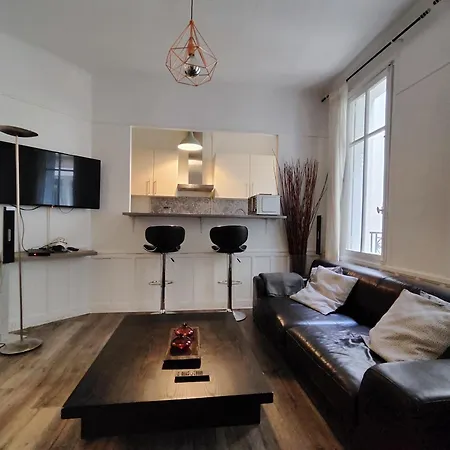 Appartement And Cozy 1b In The Heart Of *