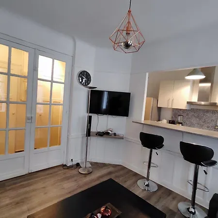 And Cozy 1b In The Heart Of Paris