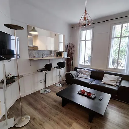 Appartement And Cozy 1b In The Heart Of Paris