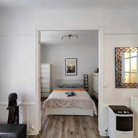And Cozy 1b In The Heart Of Paris
