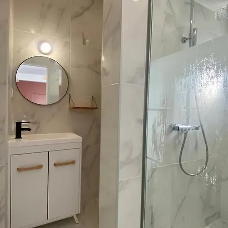 Apartment Confortable Proche Grands Boulevard 4p Paris