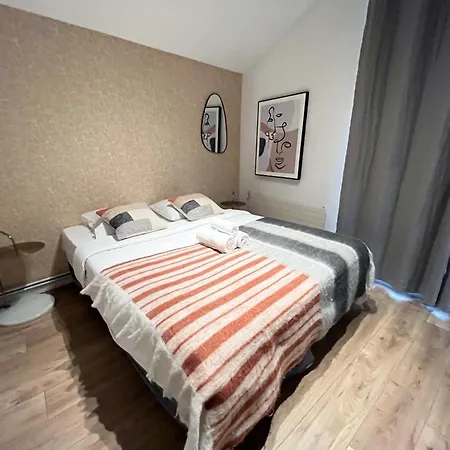 Urban Flat 161 - Sublime 4bdr Luxury Flat In Paříž