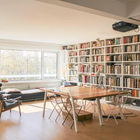 Apartment Spacious Cocoon With A Terrace View On The Canal