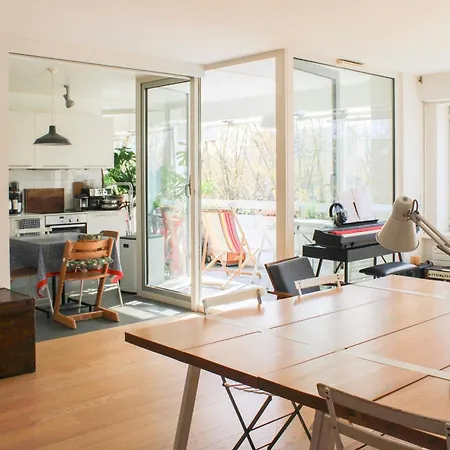 Apartment Spacious Cocoon With A Terrace View On The Canal