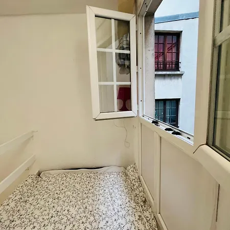 Dream Dwell - Apart In Historical Building Near Quartier Marais Appartamento Parigi