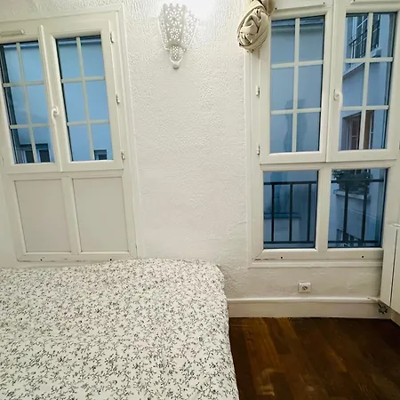 Dream Dwell - Apart In Historical Building Near Quartier Marais Parigi