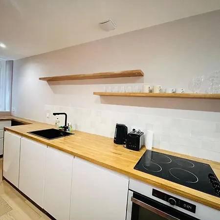 Enghien - New Fully Furnished