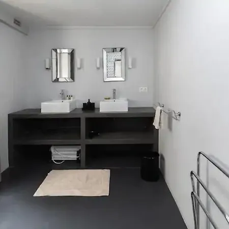 Saint-honore Luxurious 2 Bedrooms 120m2 شقة *