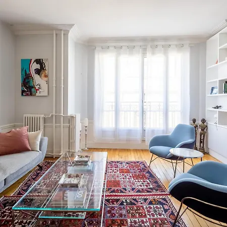 Veeve - Dreaming In The Daytime Apartment