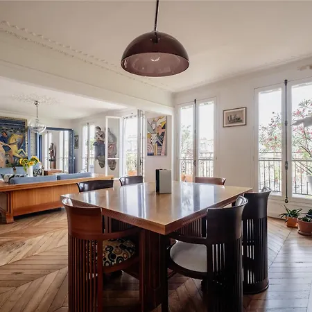 Veeve - Eclectic Eminence Apartment *
