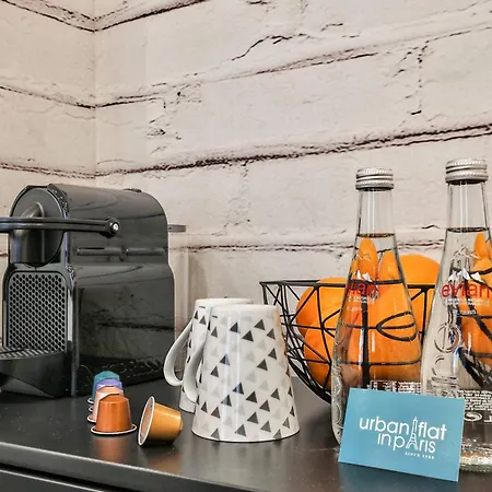 Apartamento 23 - Charming Parisian Flat In *