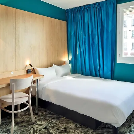 Porte De La Hotel Paris
