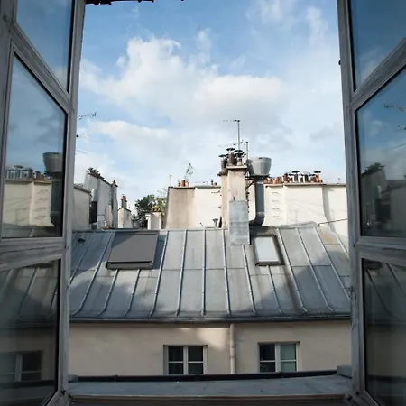 Sandrine's St Germain Des Pres Apartment