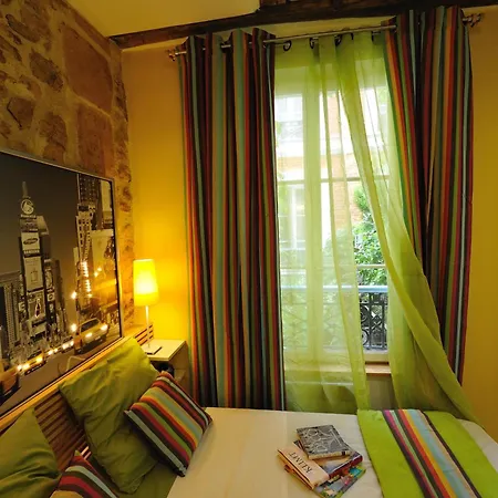 Appartamento Les Patios Du Marais 1 *