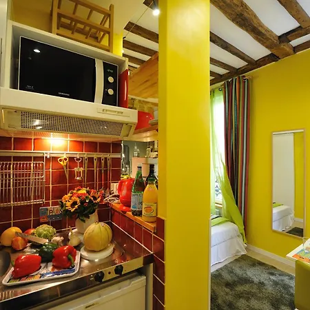 Appartamento Les Patios Du Marais 1 *