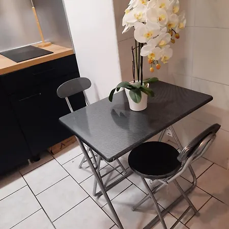 דירה Studio Paris