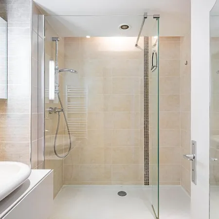 Guestready - Beau Sejour Pres De La Tour Eiffel Apartamento París