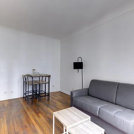 569 Monceau - Superbe A Apartamento