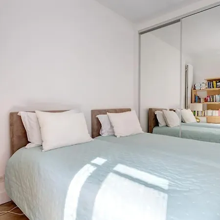 Elegant 4-room Near Arc De Triomphe And Palais Des Congres Apartman *